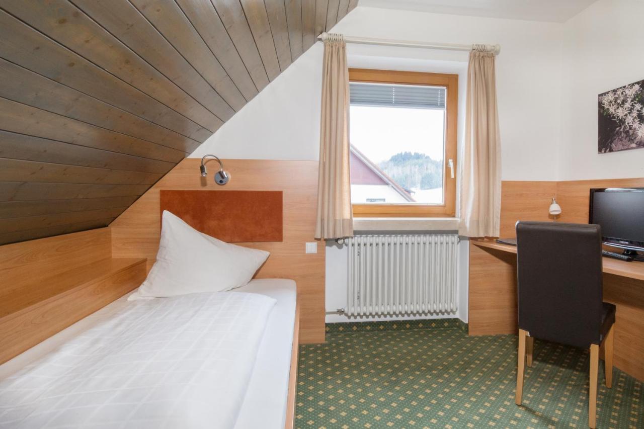 Hotel Jaegerhaus Meckenbeuren Kültér fotó